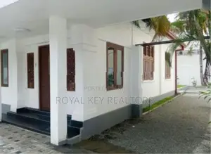 5,000 Sq Ft Unfurnished Restaurant Space for Rent in Mount Lavinia