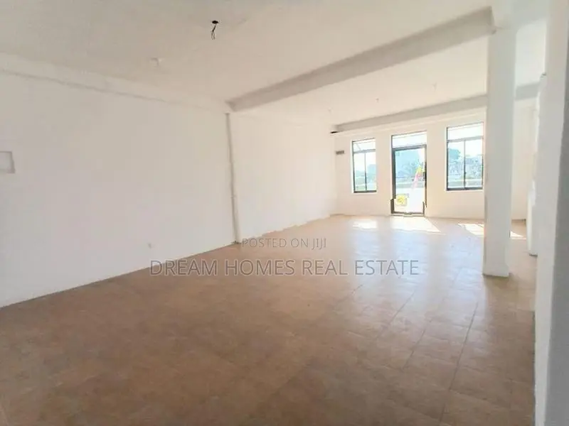 Commercial Building for Rent – Nugegoda (Stanley Tilakaratne Mawatha)