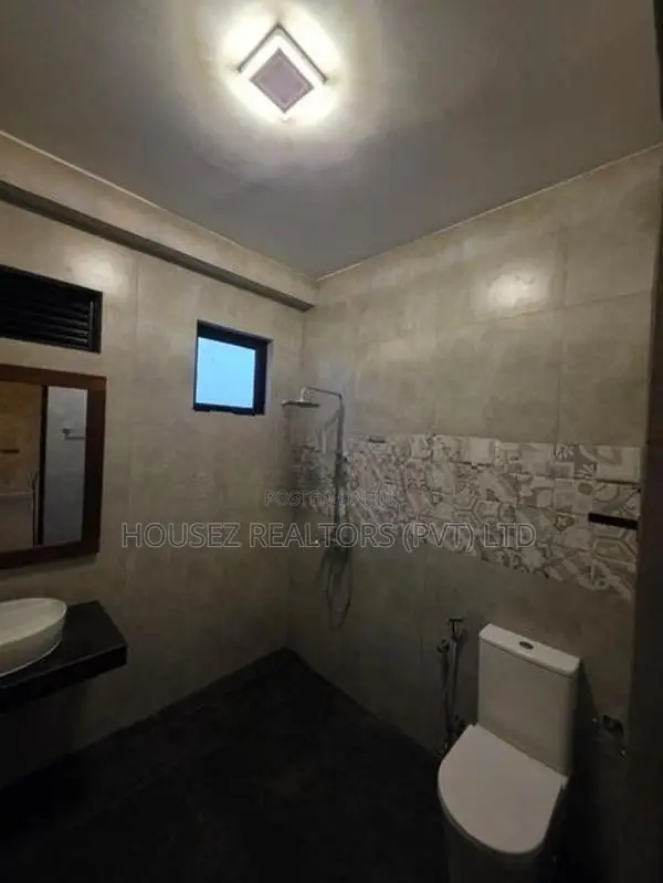 Modern Two-Storey House For Rent – Dalugama, Kelaniya