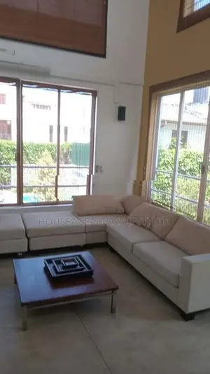 Luxury 4-Bedroom House For Rent – Pipe Road, Battaramulla
