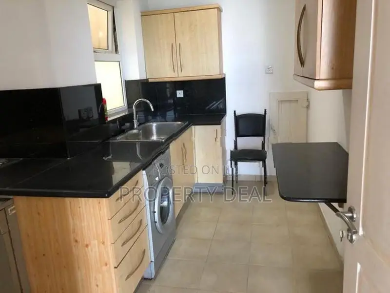 4 BR Luxury Penthouse For Rent In Colombo 07 PDA493