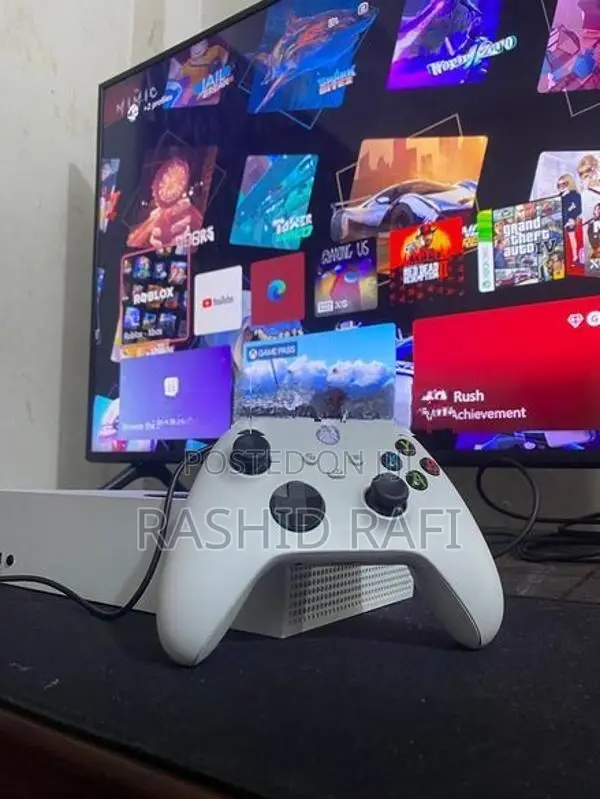 Xbox Series S 512GB + 20” Monitor