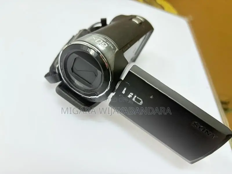 Sony HDR- CX405 Handy Cam Full Set with Box