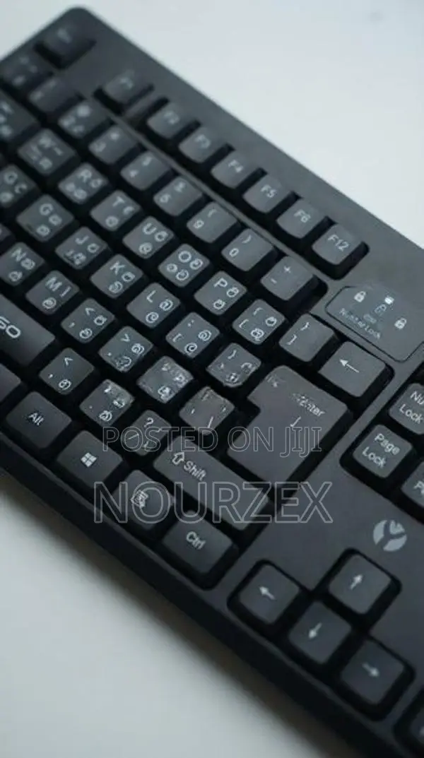 Mikuso 039U Three-Language Keyboard