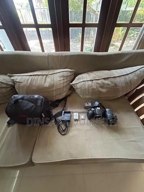 Canon 700D