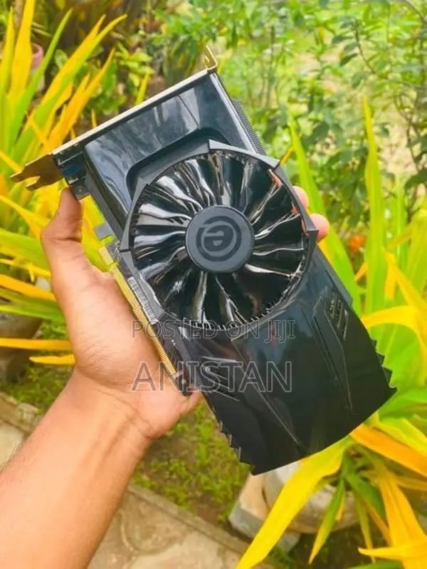 GTX 560 1GB GDDR5