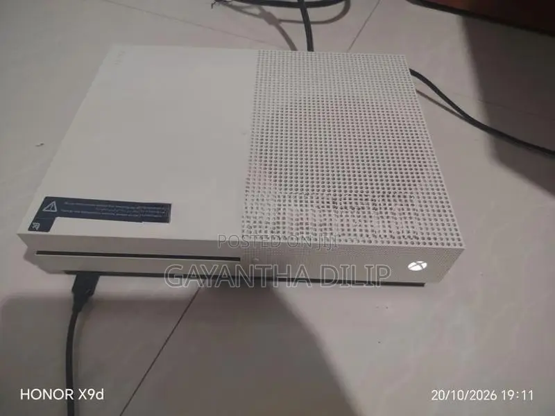 Xbox One S