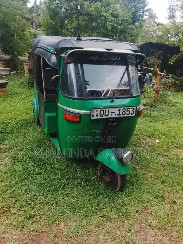 Bajaj 4 stroke 2009 Three Wheel (Used)