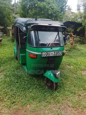 Bajaj 4 stroke 2009 Three Wheel (Used)