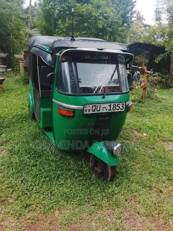 Bajaj 4 stroke 2009 Three Wheel (Used)