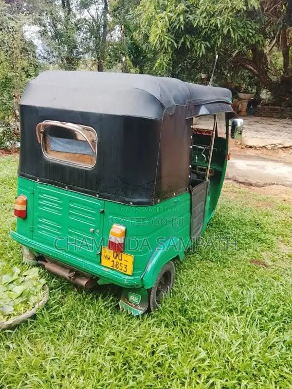 Bajaj 4 stroke 2009 Three Wheel (Used)