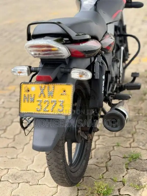 Bajaj Discover 2012 Motorbike (Used)