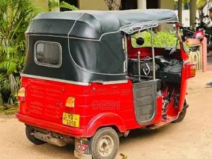 Bajaj RE 2011 Three Wheel (Used)