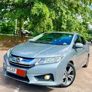 Honda Grace Ex 2016 Car (Used)