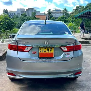 Honda Grace Ex 2016 Car (Used)