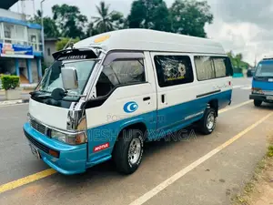 Nissan Caravan 1989 Van (Used)