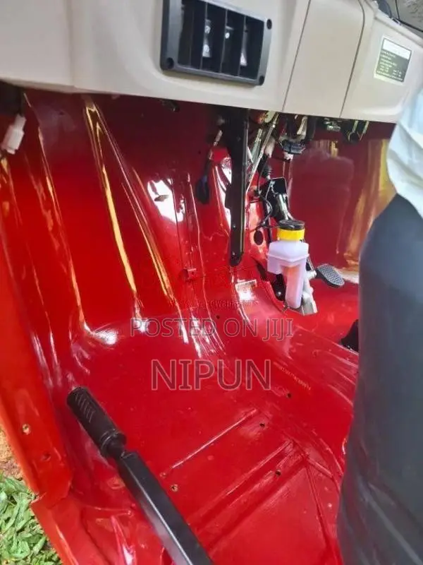 Bajaj RE 2026 Three Wheel (Used)