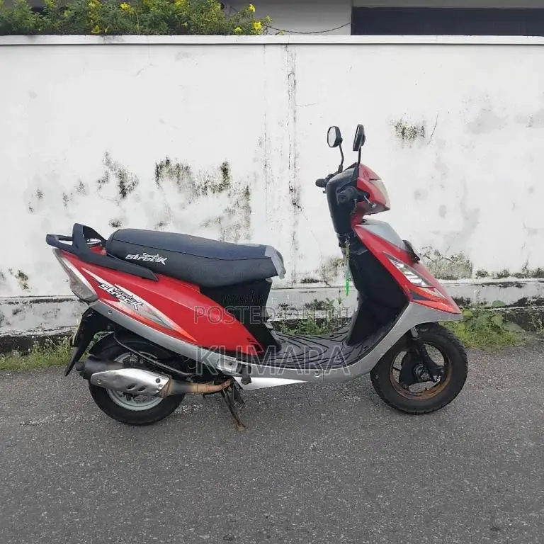 TVS Scooty Streak 2010 Motorbike (Used)