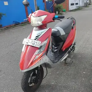 TVS Scooty Streak 2010 Motorbike (Used)