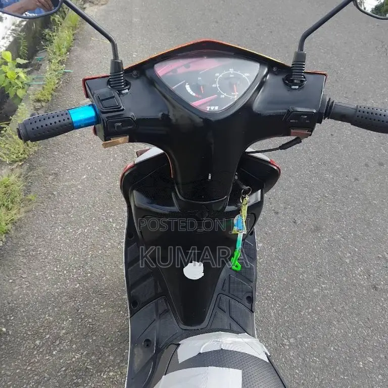 TVS Scooty Streak 2010 Motorbike (Used)