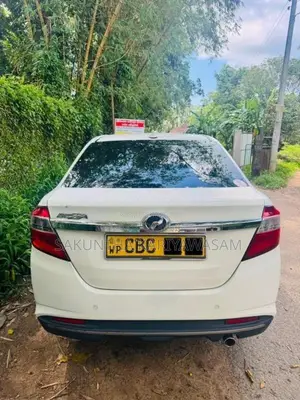 Perodua Bezza 2018 Car (Used)