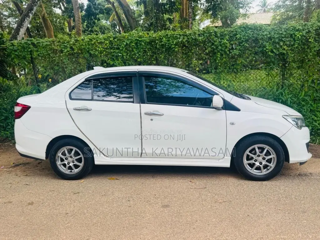 Perodua Bezza 2018 Car (Used)