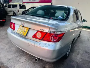 Honda Pit Eriya 2010 Car (Used)