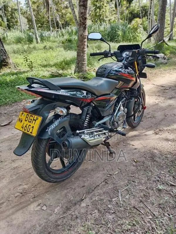 Bajaj Pulsar 2018 Motorbike (Used)