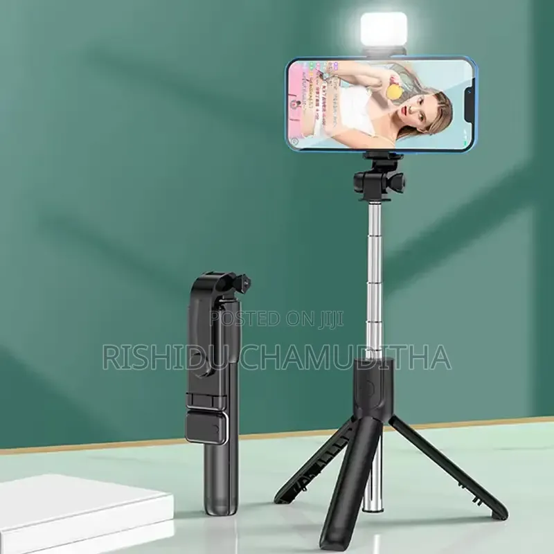 Selfie Stick With Fill Light & Remote