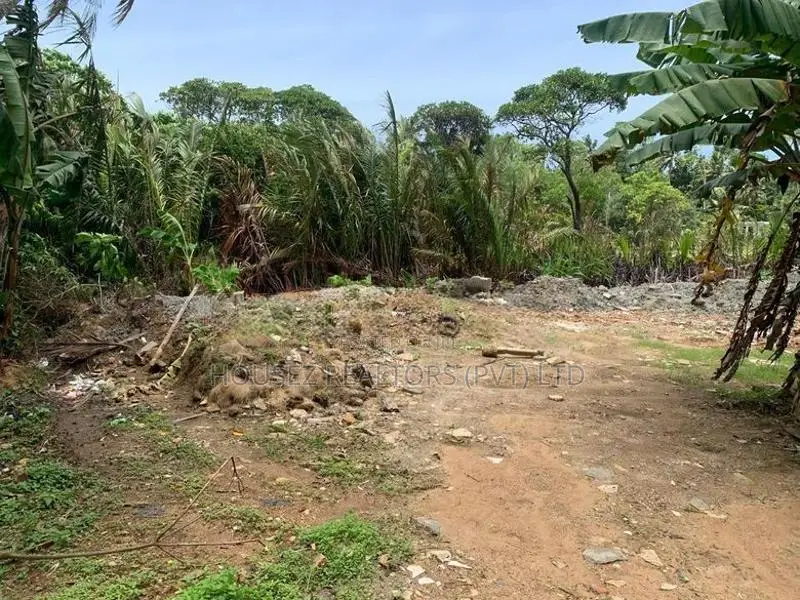 House With Land For Sale – Weligama