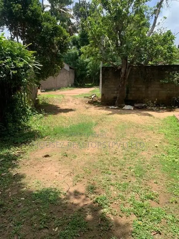 House With Land For Sale – Weligama
