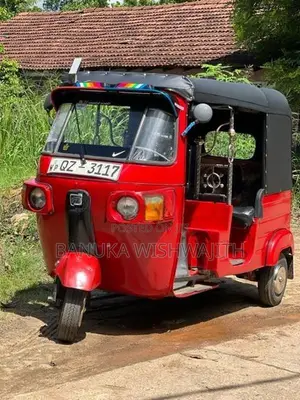 Bajaj RE 2010