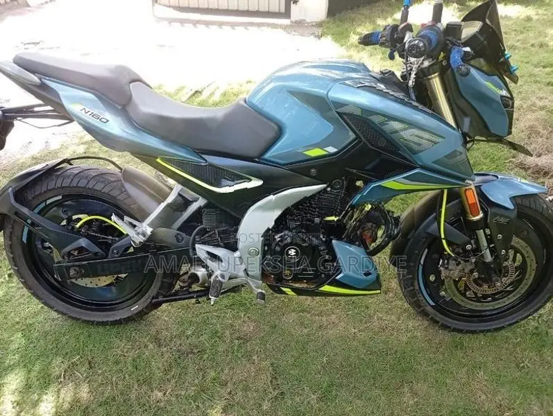 Bajaj Pulsar N160 Premium 2025