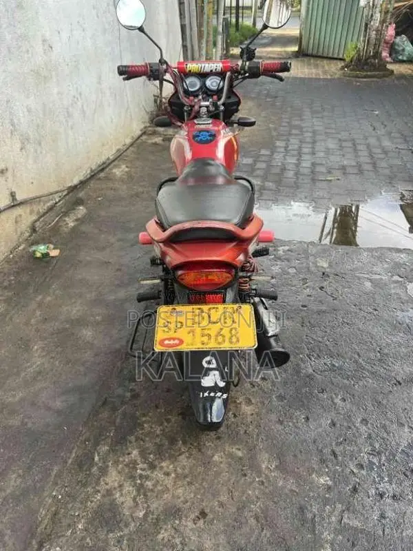 Bajaj Platina 2015 Motorbike (Used)