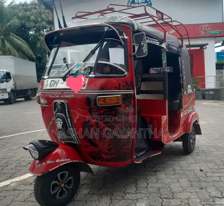 Bajaj 2 Stroke 2006 Three Wheel (Used)