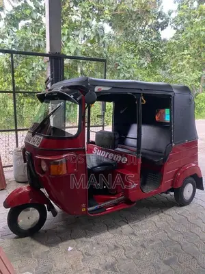 Bajaj RE 205 2013 Three Wheel (Used)