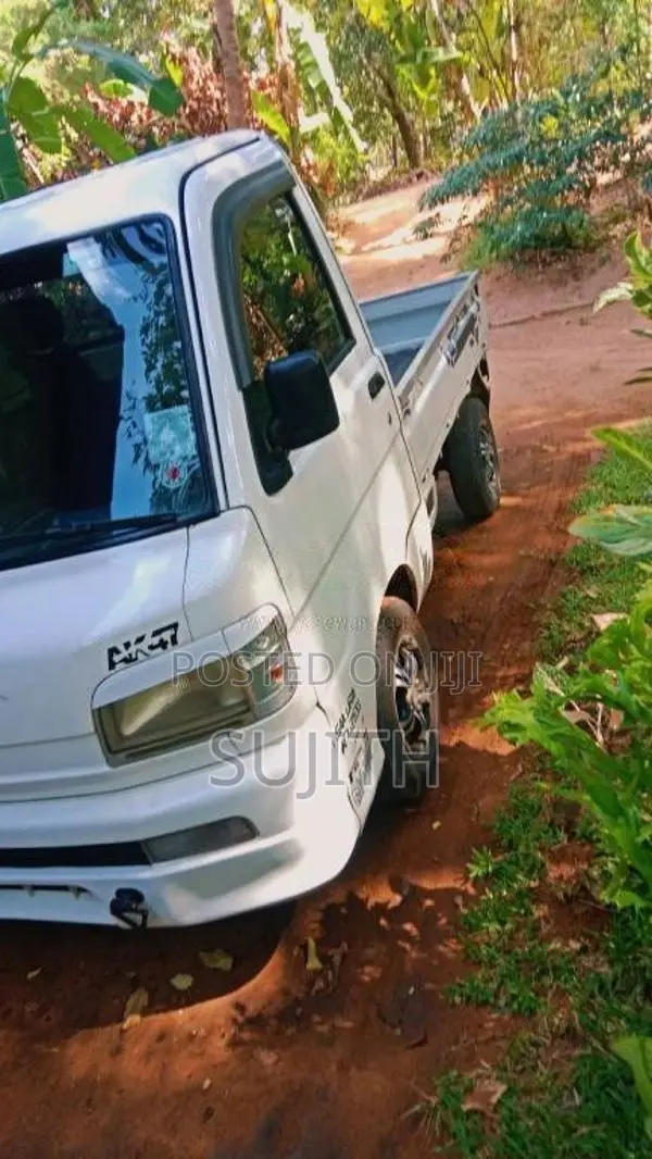 Daihatsu Hijet 2001 Lorry (Used)