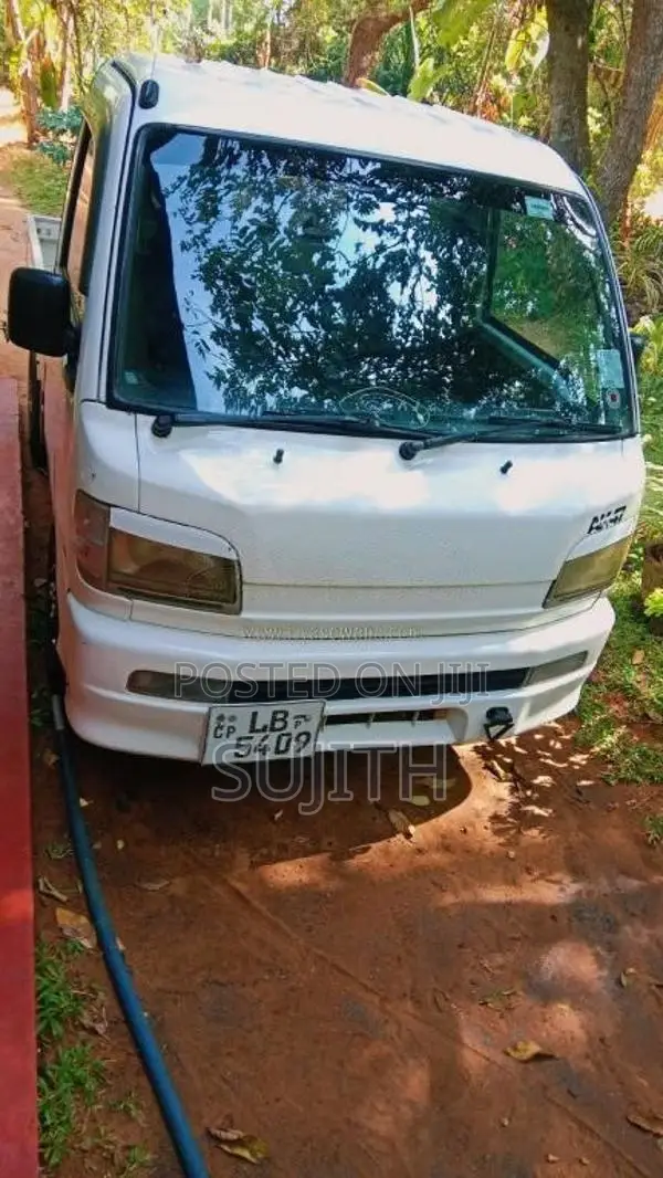 Daihatsu Hijet 2001 Lorry (Used)