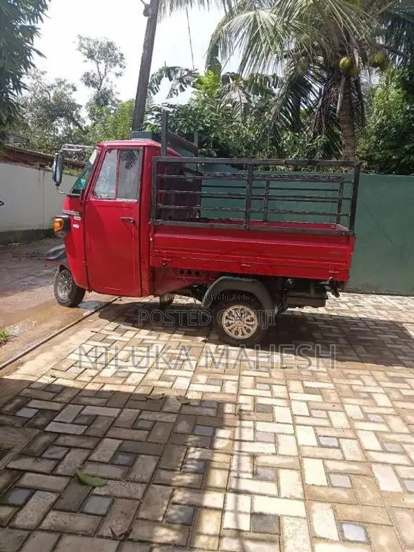 Piaggio Xl 2025 Three Wheel (Used)