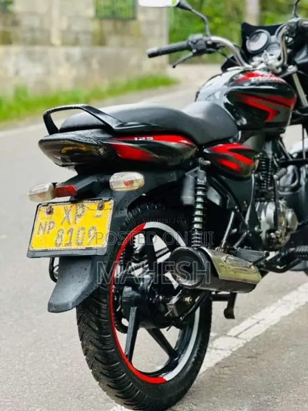 Bajaj Discover 2012 Motorbike (Used)