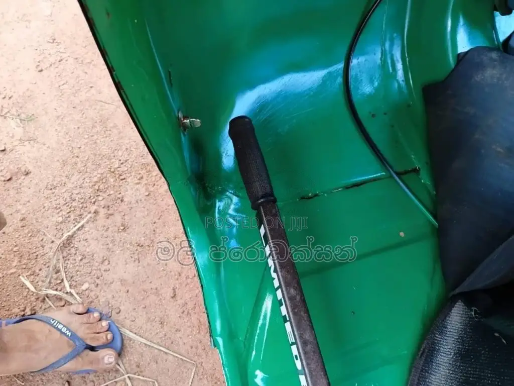 Bajaj RE 4 Stroke 2009 Three Wheel (Used)