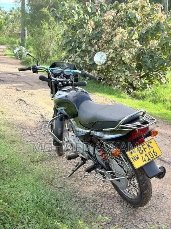 Bajaj CT-100 2017 Motorbike (Used)