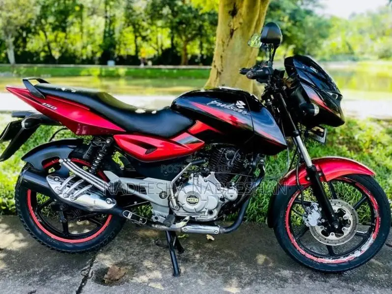Bajaj Pulsar 1506 2016 Motorbike (Used)