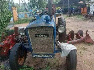 Ford 3000 1995 Tractor (Used)