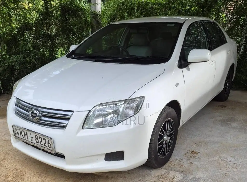 Toyota Corolla Axio 2007 Car (Used)