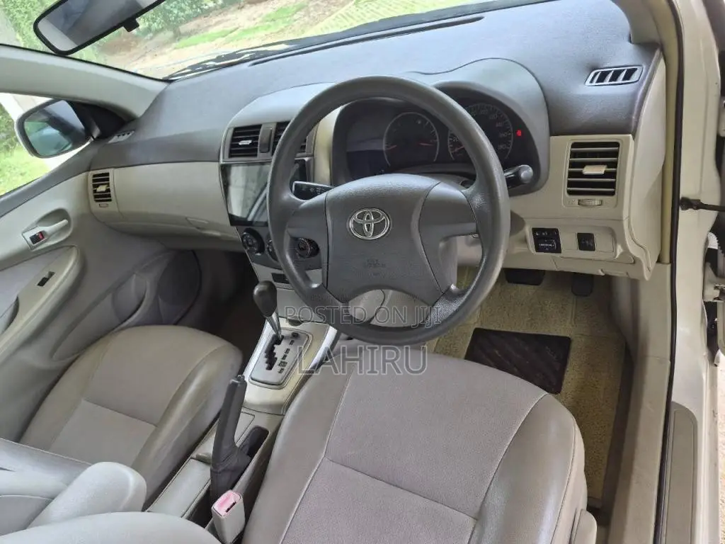 Toyota Corolla Axio 2007 Car (Used)
