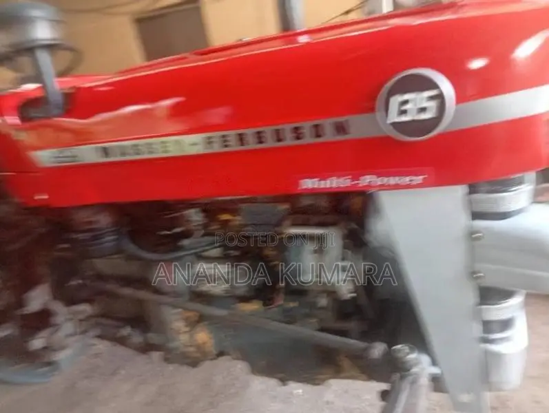 Massey-Ferguson 135 1998 Tractor (Used)