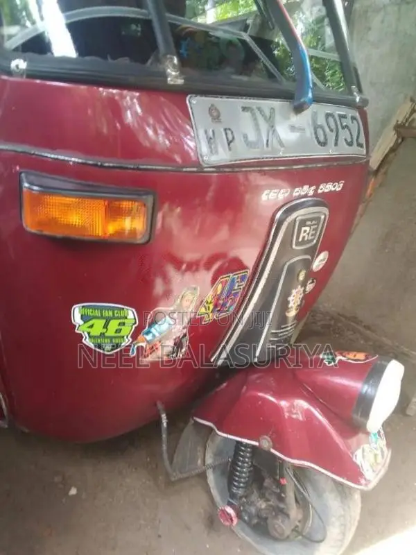 Bajaj 2 Stroke 2004 Three Wheel (Used)