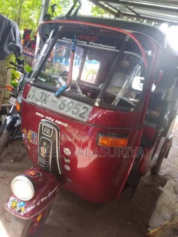Bajaj 2 Stroke 2004 Three Wheel (Used)