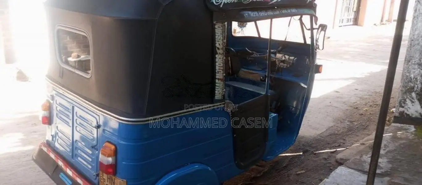 Bajaj RE 2003 Three Wheel (Used)